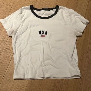 Brandy Melville USA Ashlyn tee